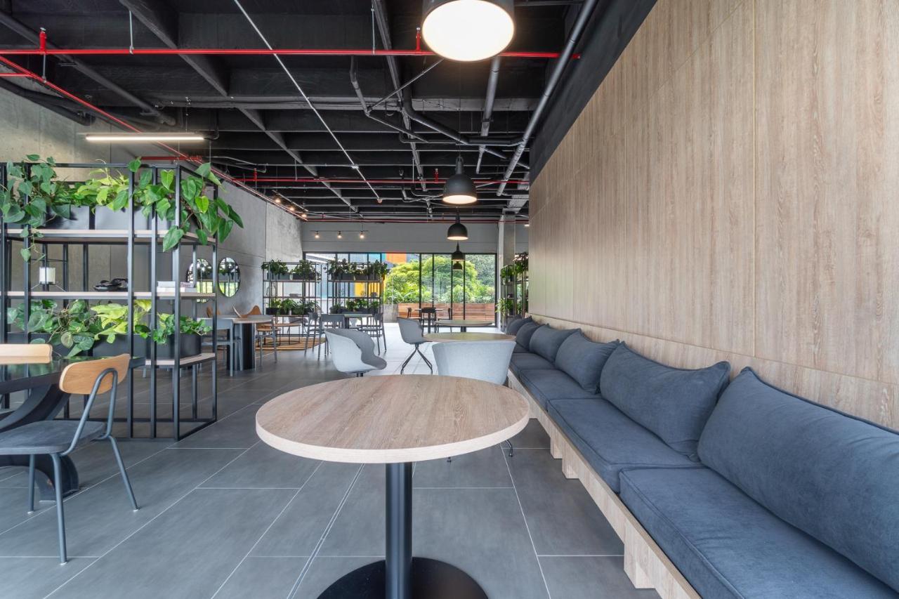 Apartahotel Go Living&suites By Housy Host