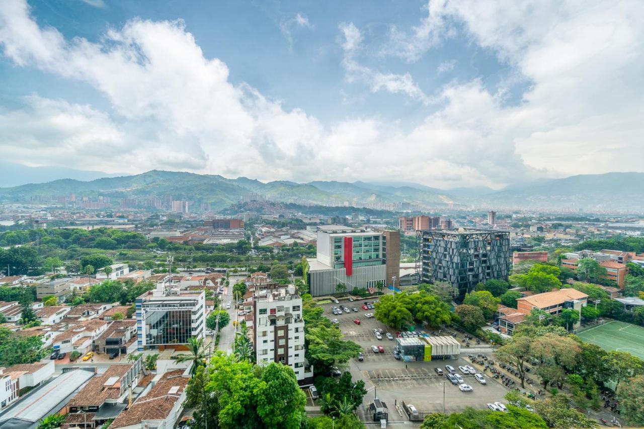 Go Living&suites By Housy Host * Medellín