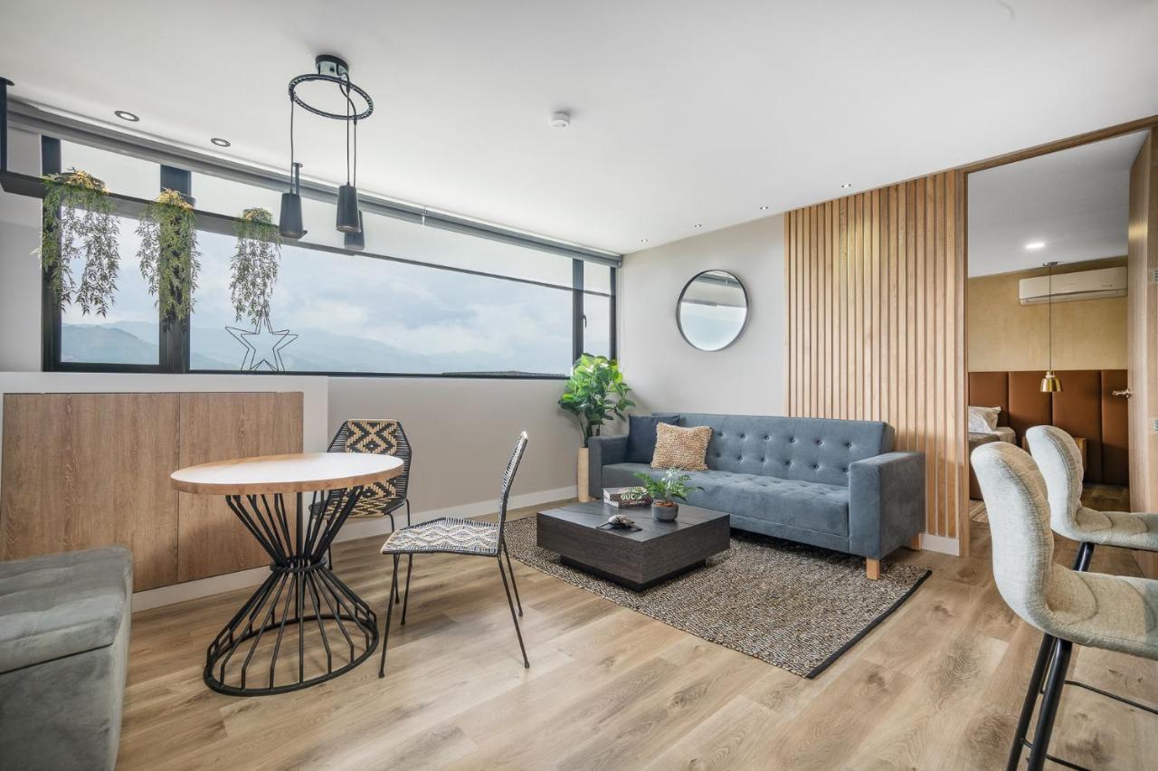 Apartahotel Go Living&suites By Housy Host Medellín