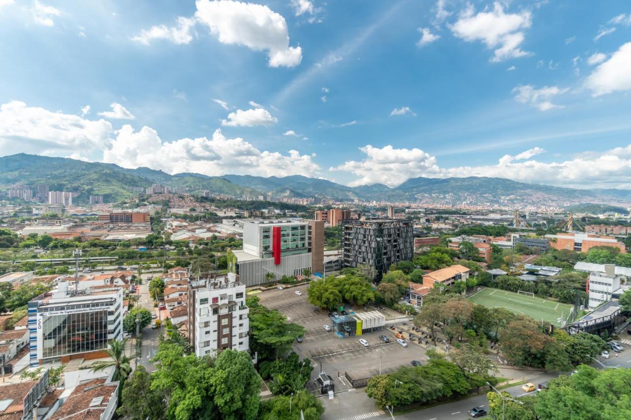 Go Living & By Housy Host * Medellin