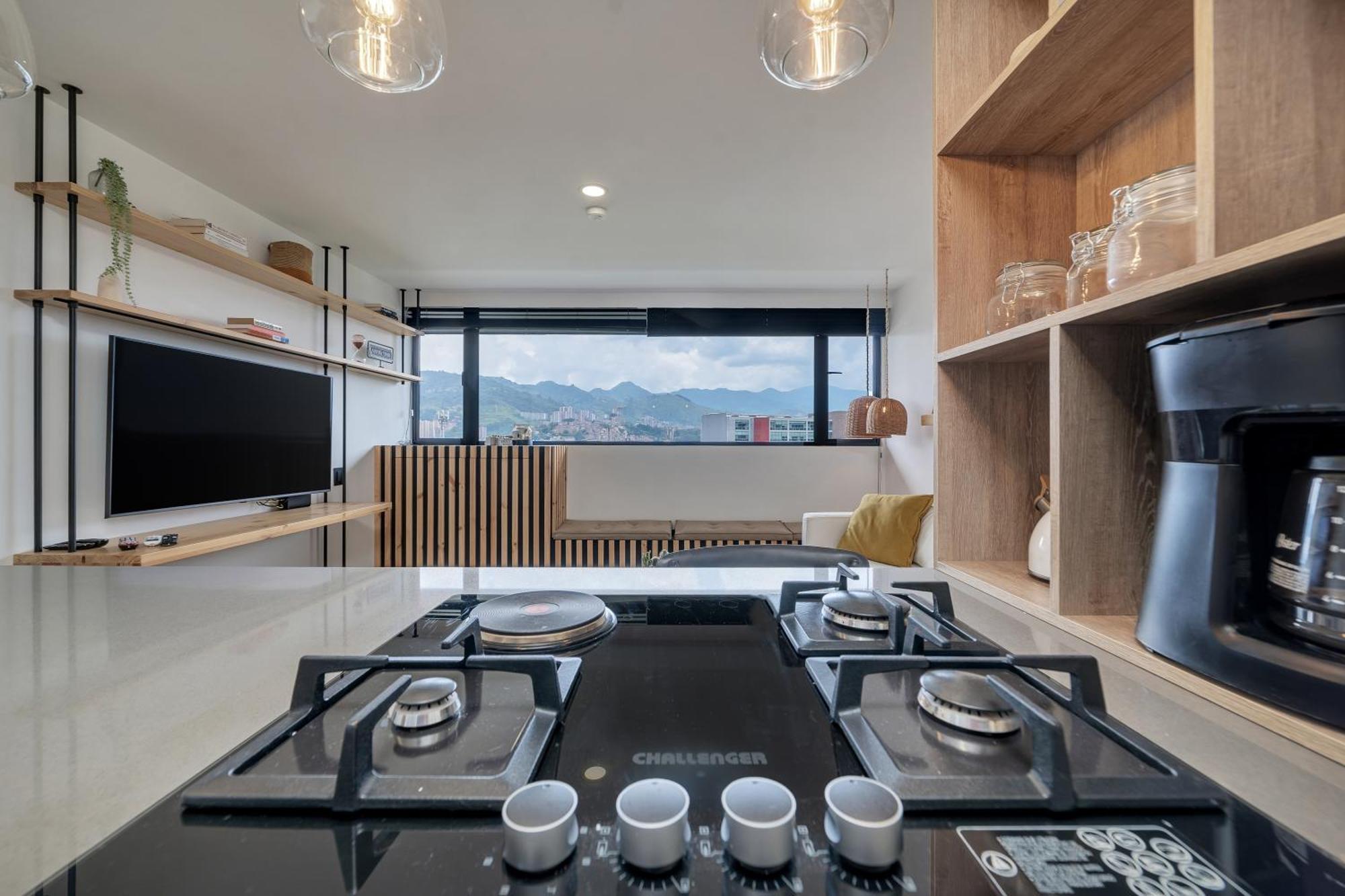 Go Living & By Housy Host Aparthotel Medellin